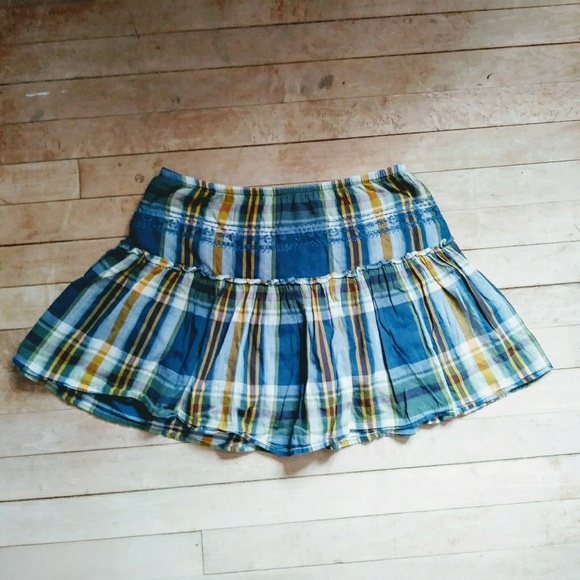 Old Navy Skirt, PLAID skirt, Mini Skirt - Picture 2 of 6